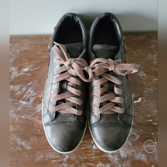 KangaROOS brown leather sneakers with brass colour studs - Picture 3 of 9